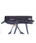 Petzl CORAX LT DARK GREY sedací úvazek šedý