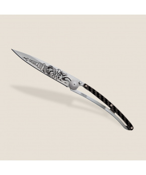 Kapesní nůž Deejo 1CC206 Tattoo 37g carbon fiber Biker Kapesní nůž Deejo 1CC206 Tattoo 37g carbon fiber Biker