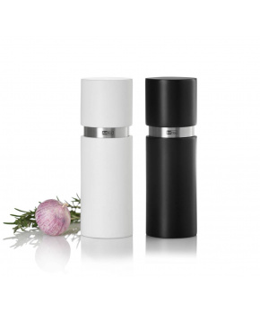 AdHoc Set mlýnků na pepř a sůl Textura, CeraCut, dubové dřevo lakovaný černý a bílý 15 cm AdHoc Set mlýnků na pepř a sůl Textura, CeraCut, dubové dřevo lakovaný černý a bílý 15 cm