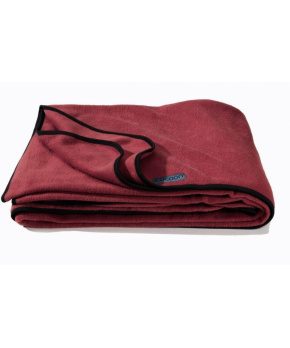 Cocoon fleeceová deka Fleece Blanket cherry Cocoon fleeceová deka Fleece Blanket cherry